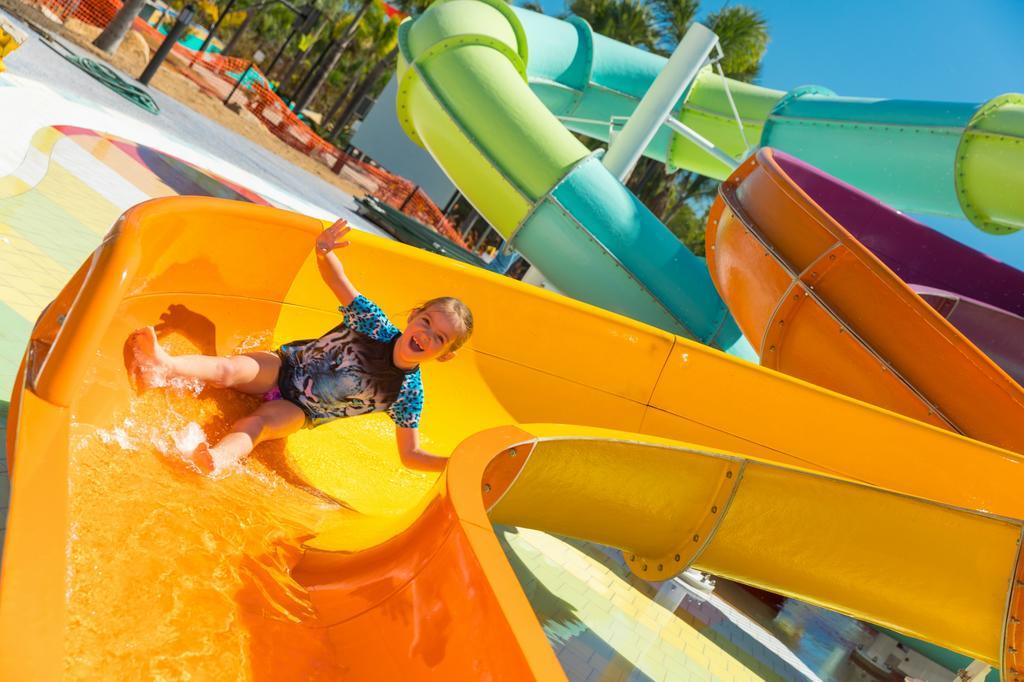 Big4 Adventure Whitsunday Resort Airlie Beach Ngoại thất bức ảnh